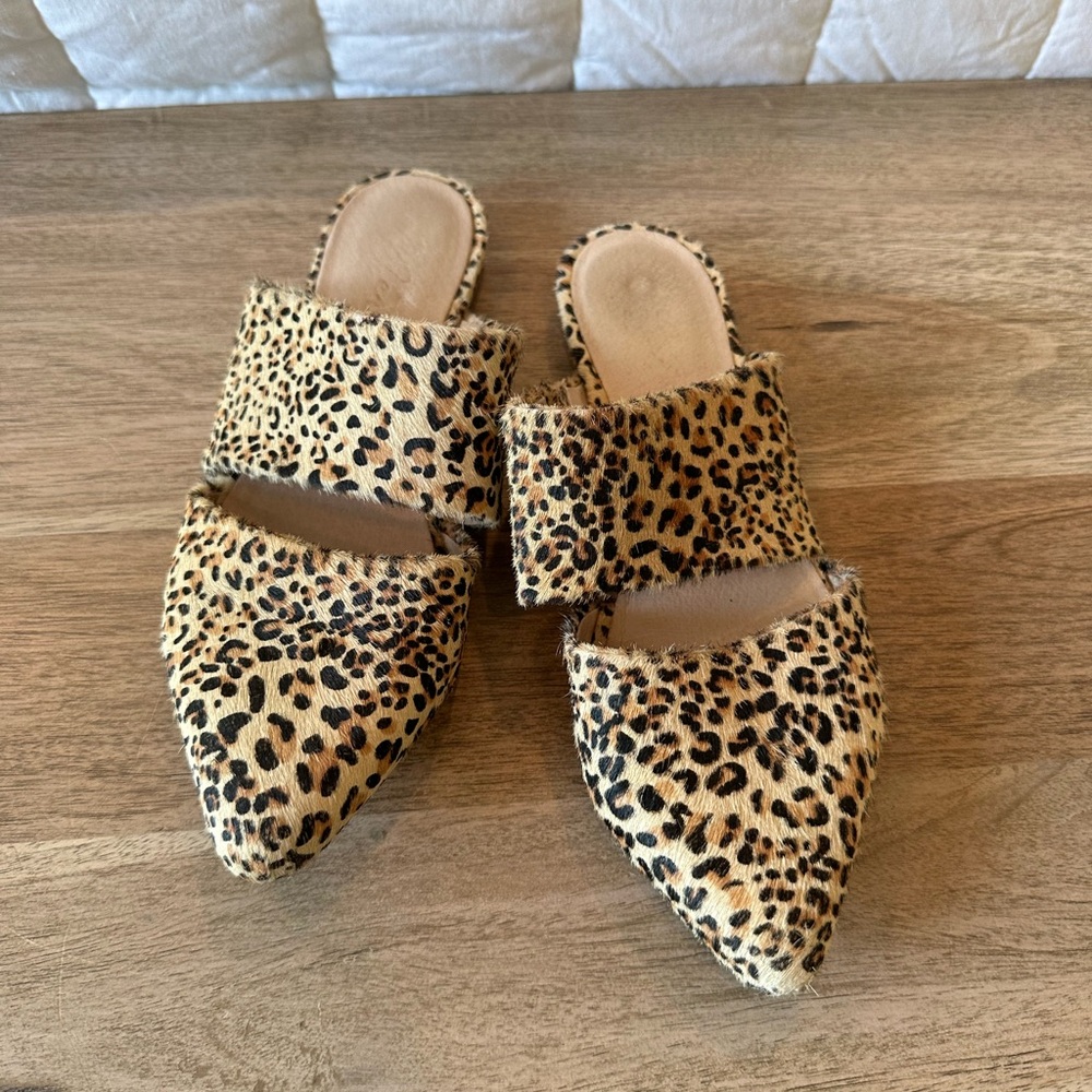 Matisse "Berlin" Calf Hair Leather Leopard Print Pointed Toe Mules 6.5